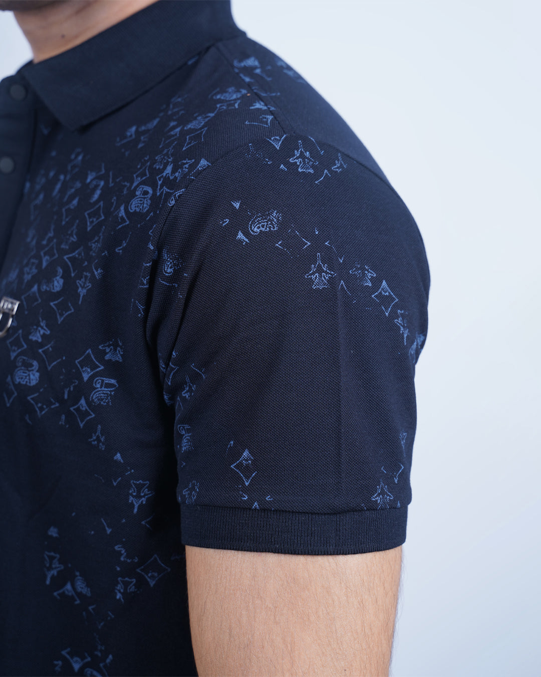 NAVY BLUE COLOR PRINTED COLLAR T-SHIRT