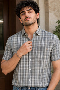 Men Grey Checkered Half Sleeve Casual Shirt SGV-528-4