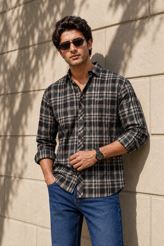 Men Green Plaid Long Sleeve Shirt – Stylish Casual Button-Up