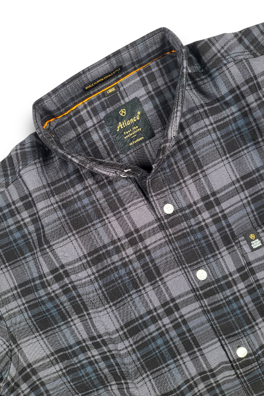Men Dark Grey & Black Checked Shirt – Slim Fit Cotton WON