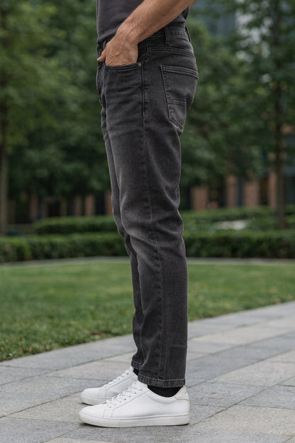 Men Carbon Narrow Fit Jeans | Classic 3999