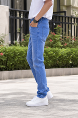 Men Blue Textured Ankle Fit Denim Jeans