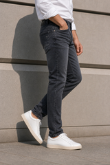 Men Black Textured Narrow Fit Denim Jeans