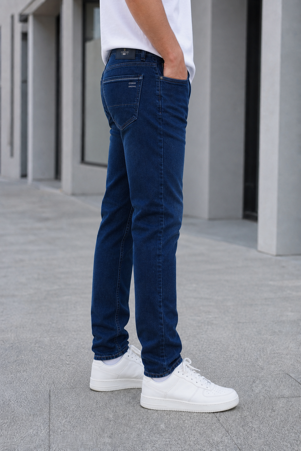 Dark Blue Blue Narrow Fit Jeans Men | Premium Denim