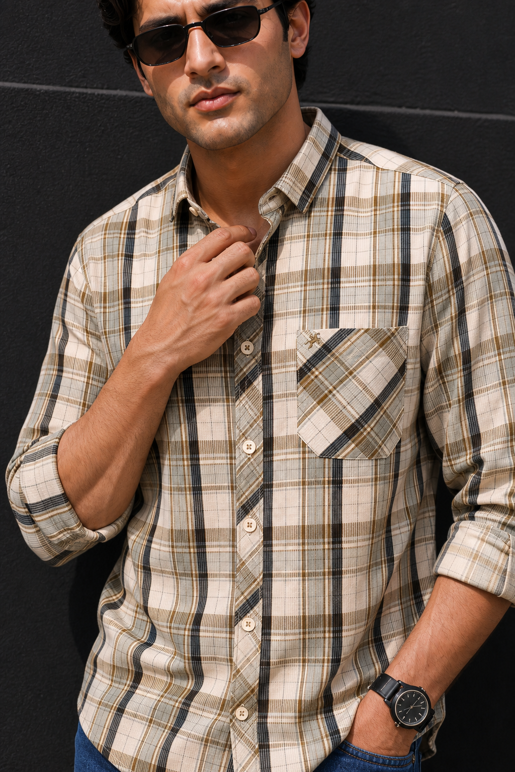 Men Olive & Cream Checked Full Sleeve Casual Shirt
