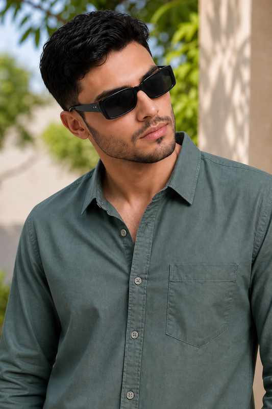 Men Premium Green Solid Casual Shirt for Everyday Wear OXF