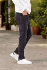 Atlance Jns Men Grey Narrow Fit Denim Jeans