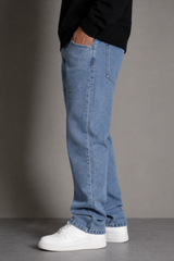 Classic Light Blue Wash Straight Fit Jeans for Men Baggy