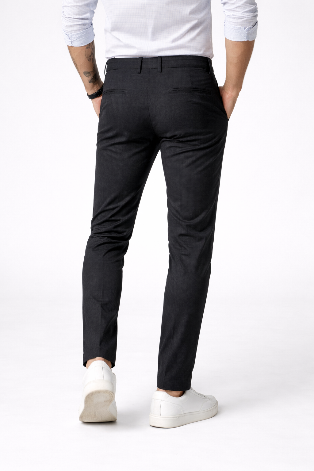 Men Black Narrow Fit Structured Pants-TEM9404