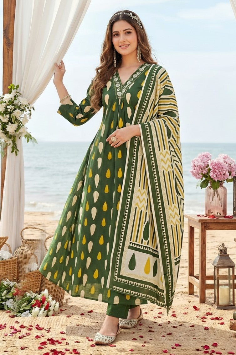 Women Floral Pure Cotton Kurta, Churidar & Dupatta Set-Green-261014108