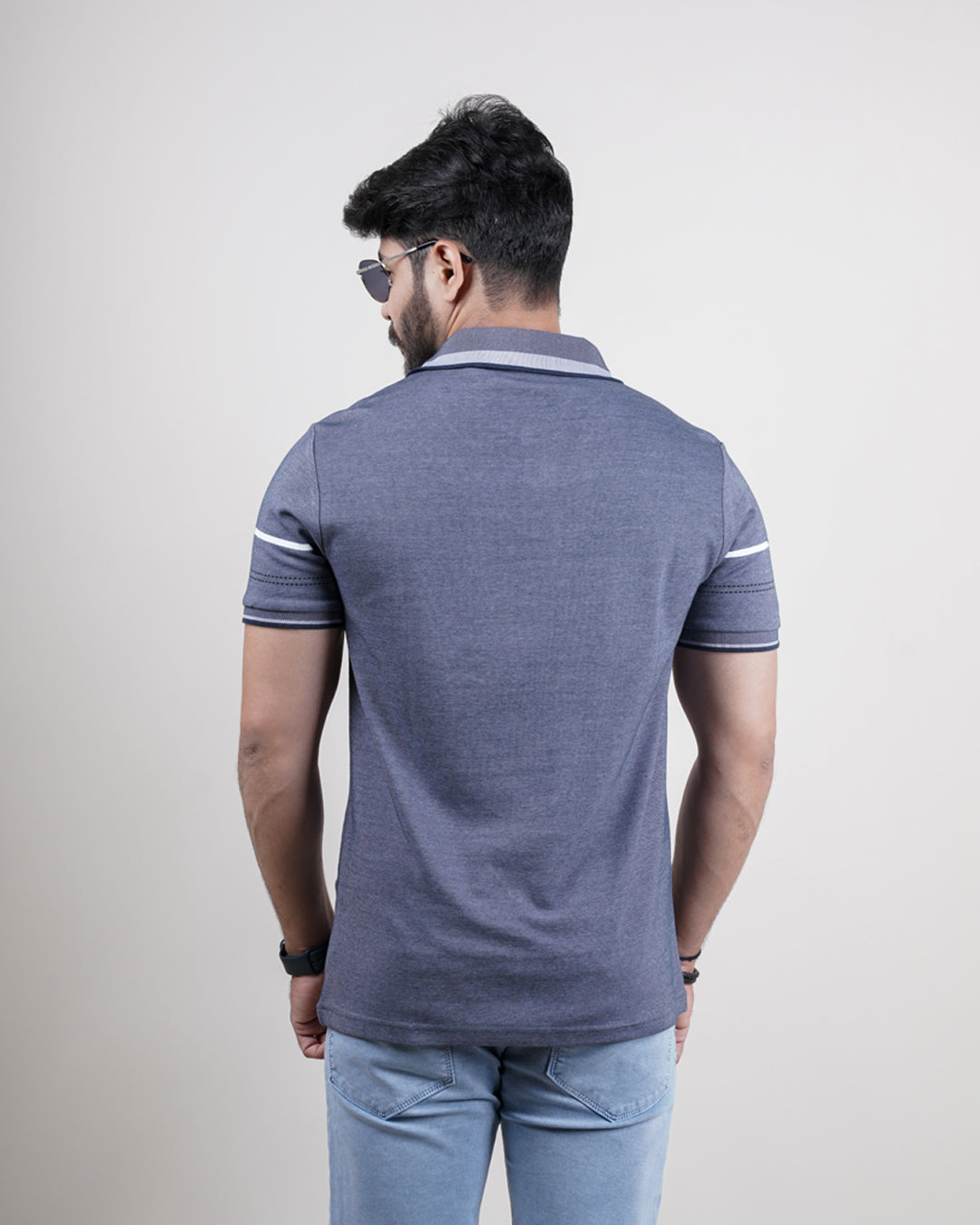 GREY COLOR MATTER COLLAR T-SHIRT