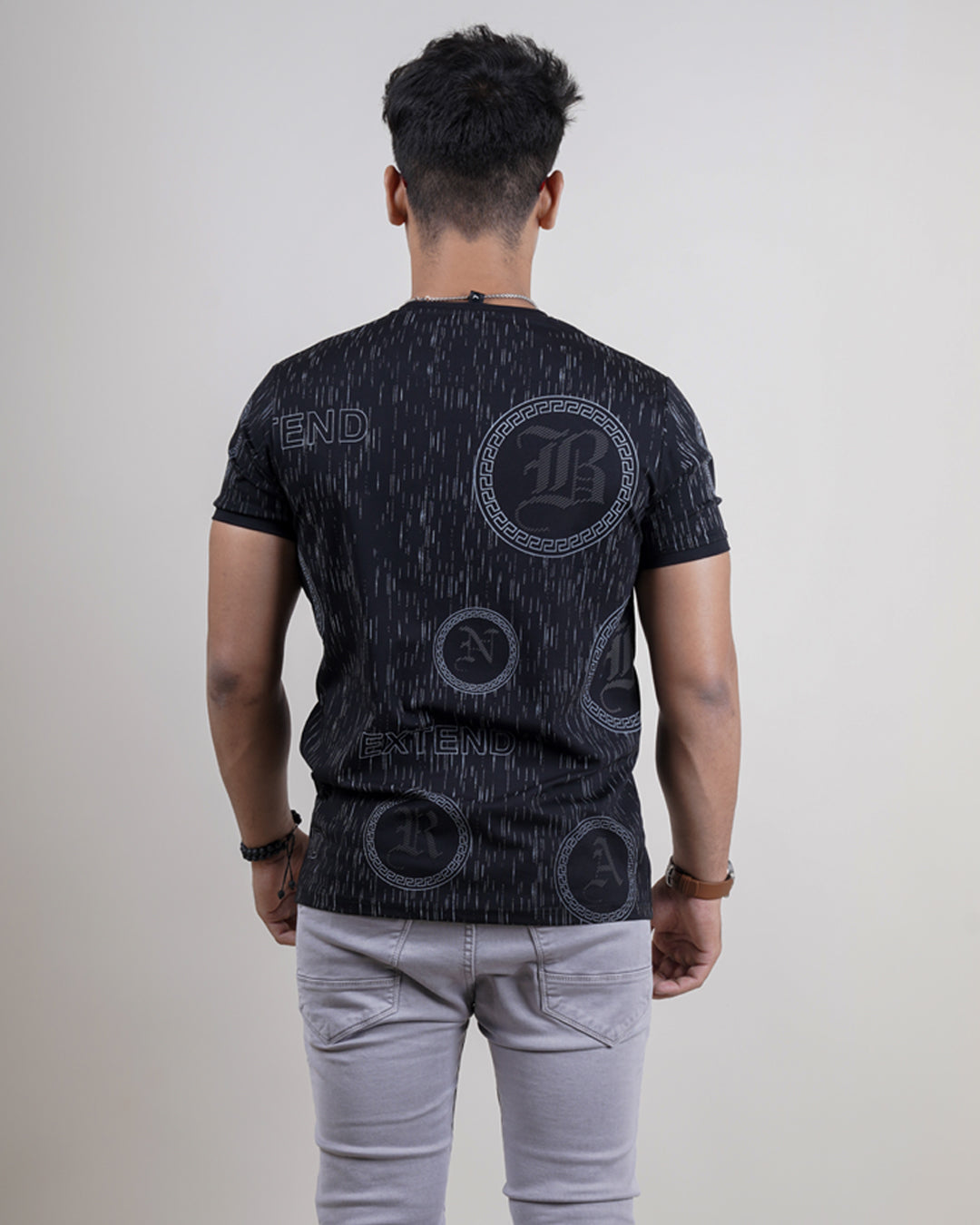 BLACK COLOR MATTER ROUND NECK T-SHIRT