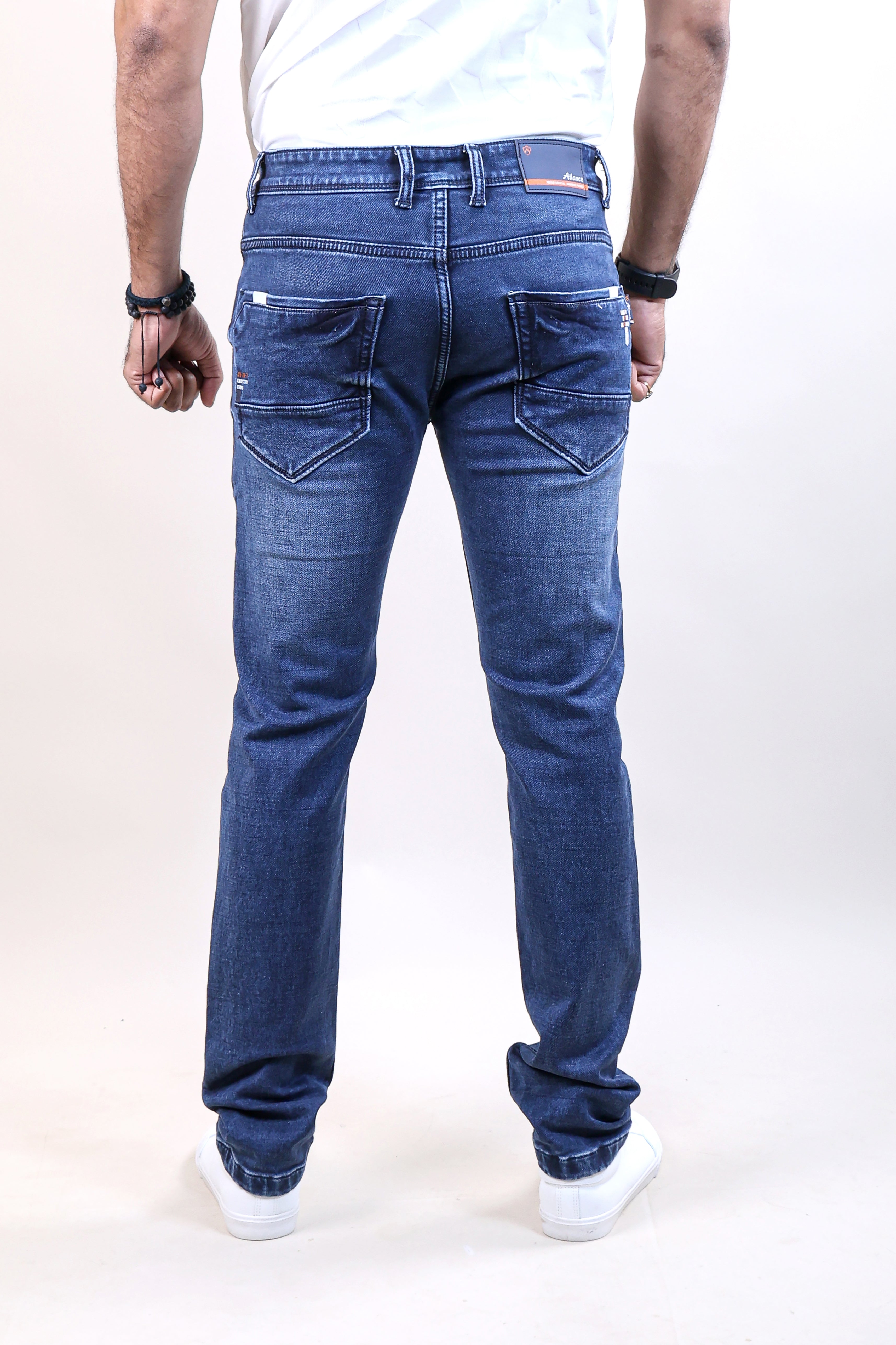 BLUE COLOR DENIM WASH JEANS