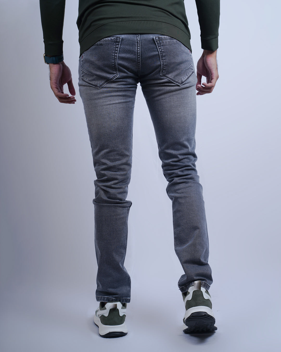 GREY COLOR DENIM WASH JEANS