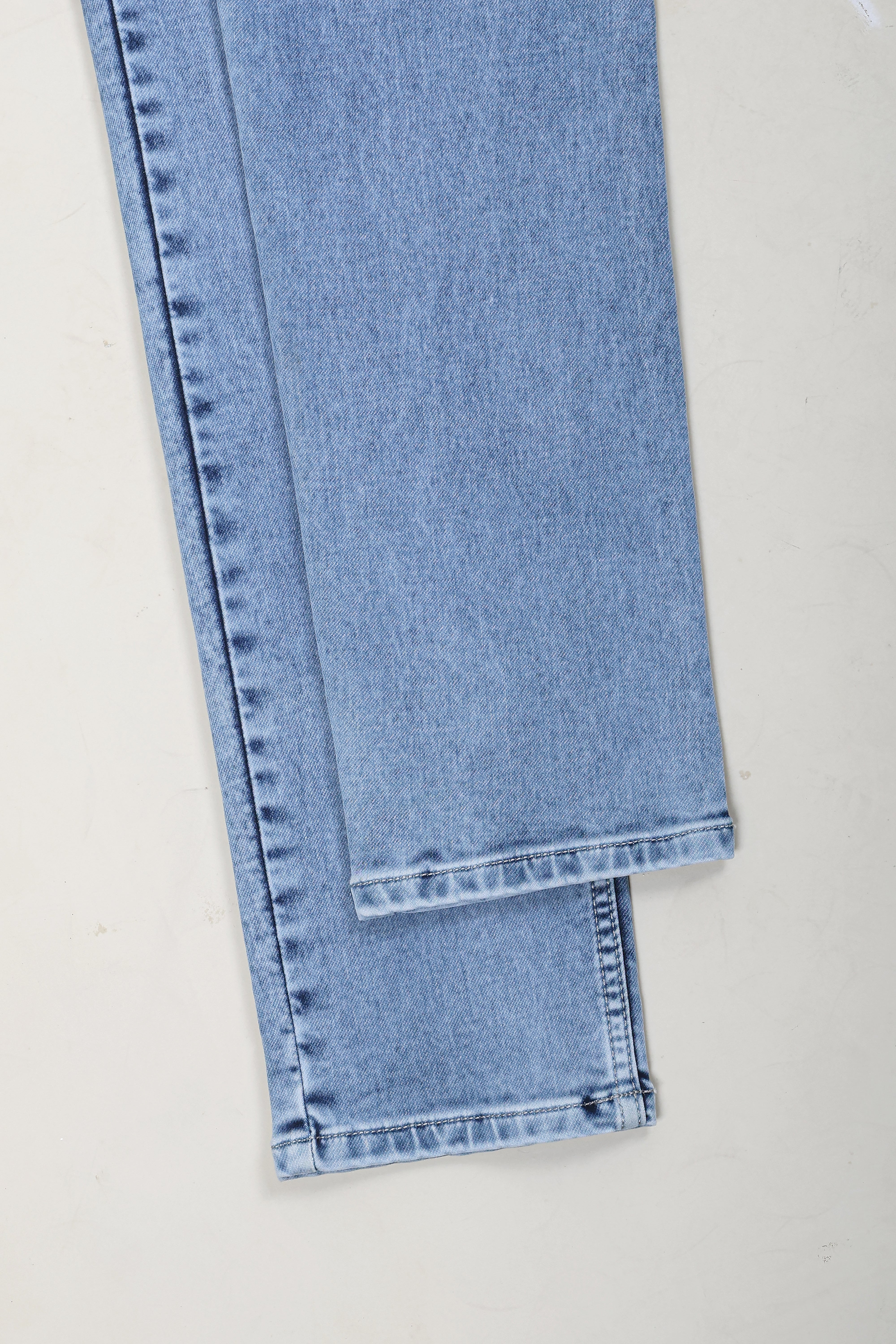 SKYBLUE COLOR DENIM WASH JEANS