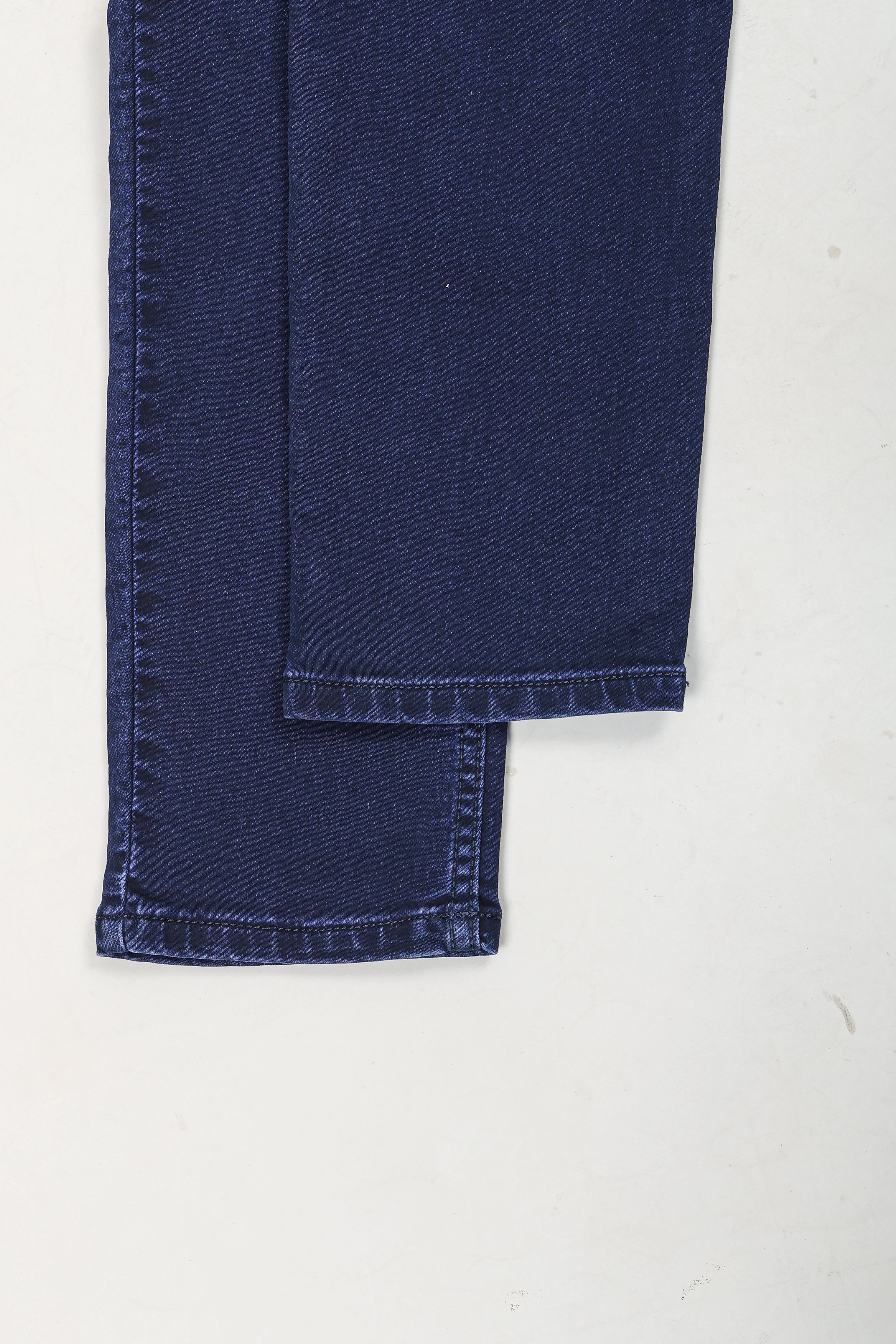 BLUE COLOR DENIM WASH JEANS