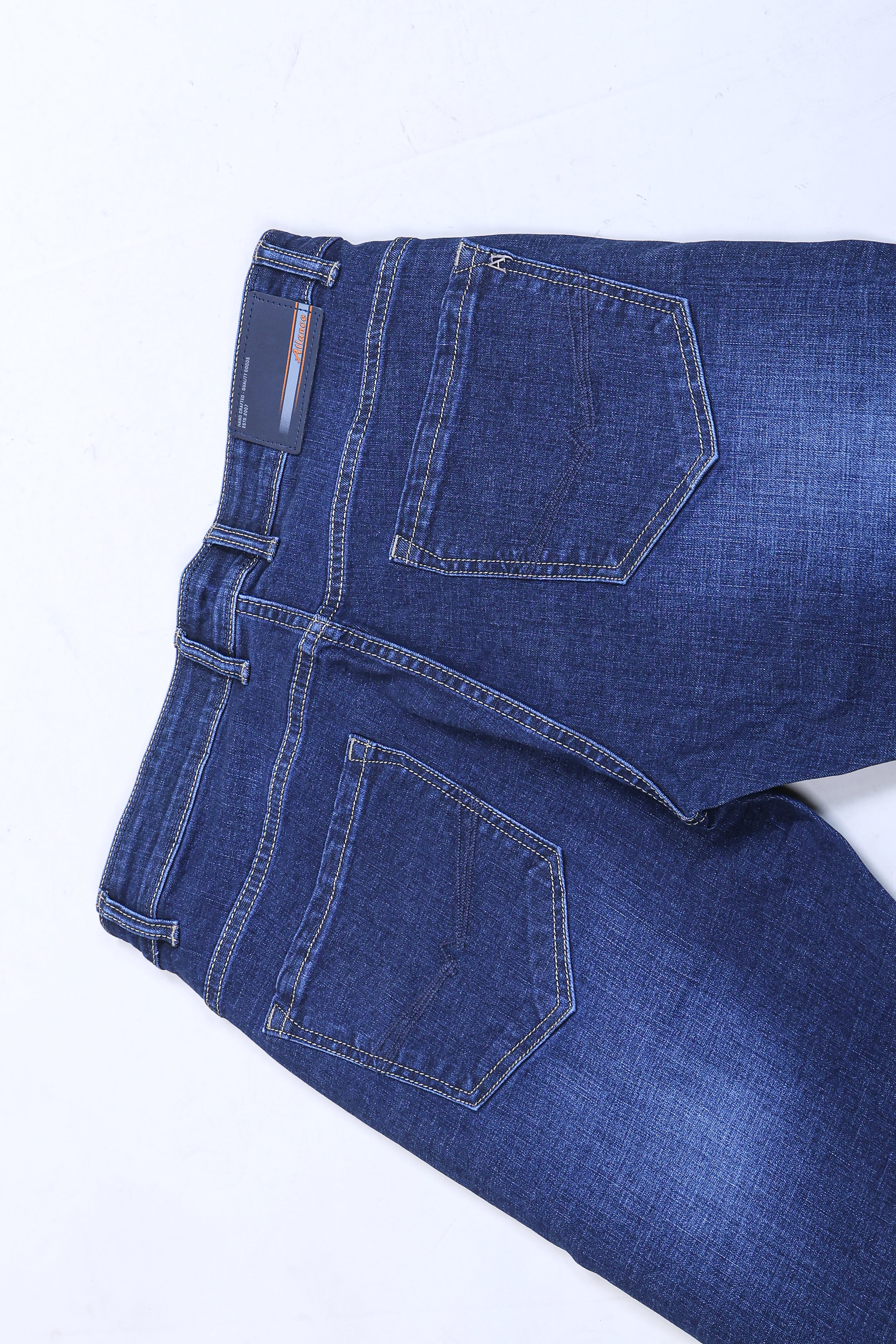 BLUE COLOR DENIM WASH JEANS