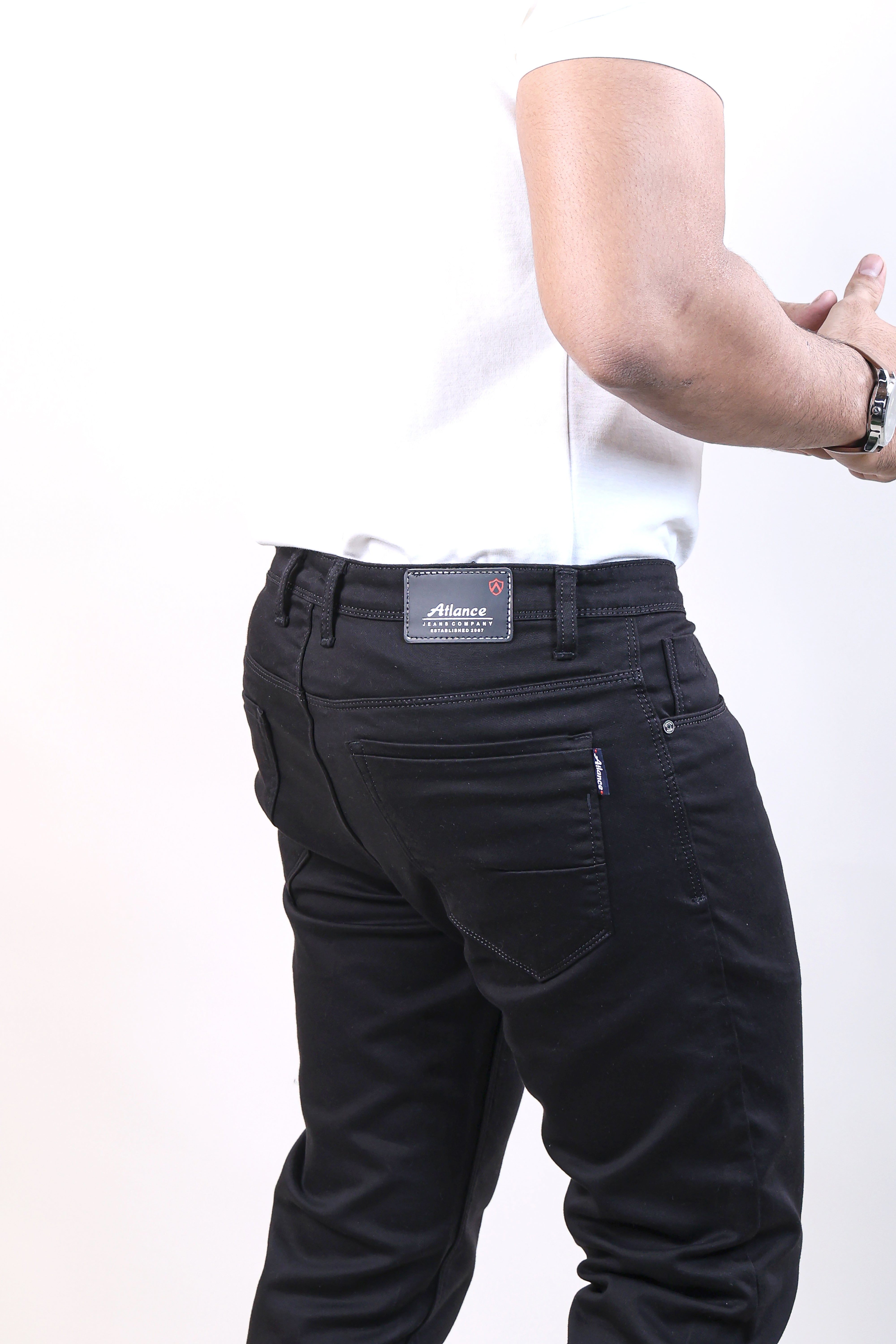 BLACK COLOR PLAIN JEANS