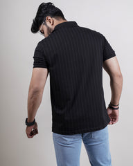 BLACK COLOR LINING COLLAR T-SHIRT