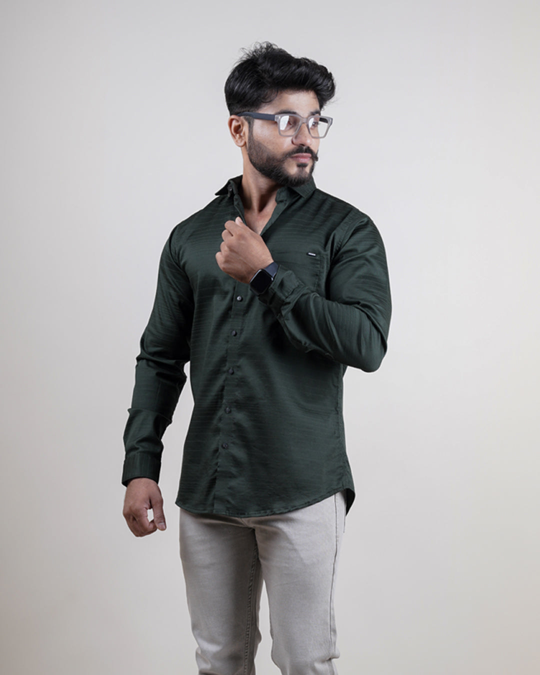 Green color color lining casual shirt shirt for casual wear.