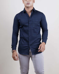 Navy color blue color lining casual shirt shirt for casual wear.