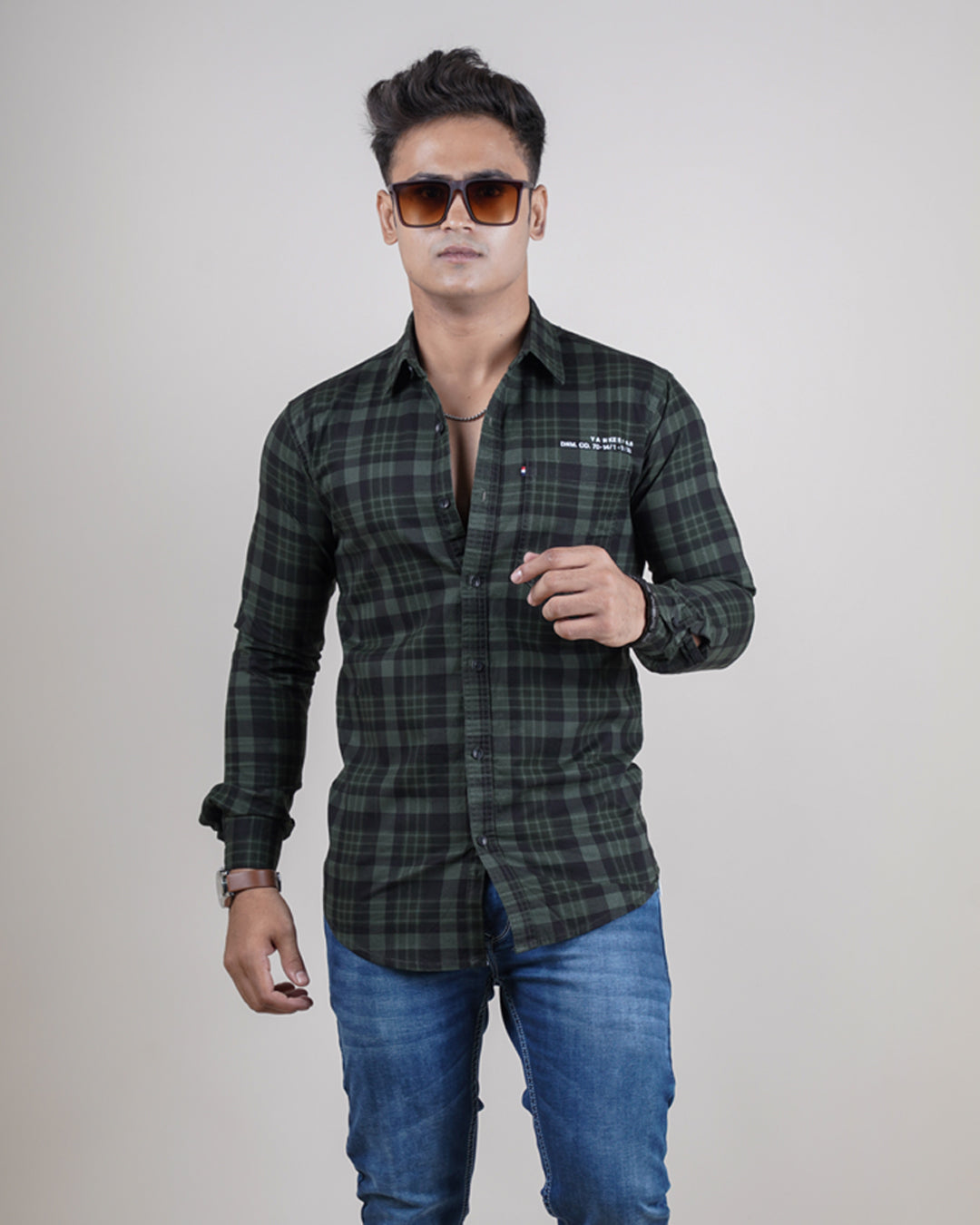 Olive color color checks casual shirt shirt for casual wear.