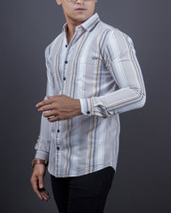 Fawn-white color color lining casual shirt shirt for casual wear.