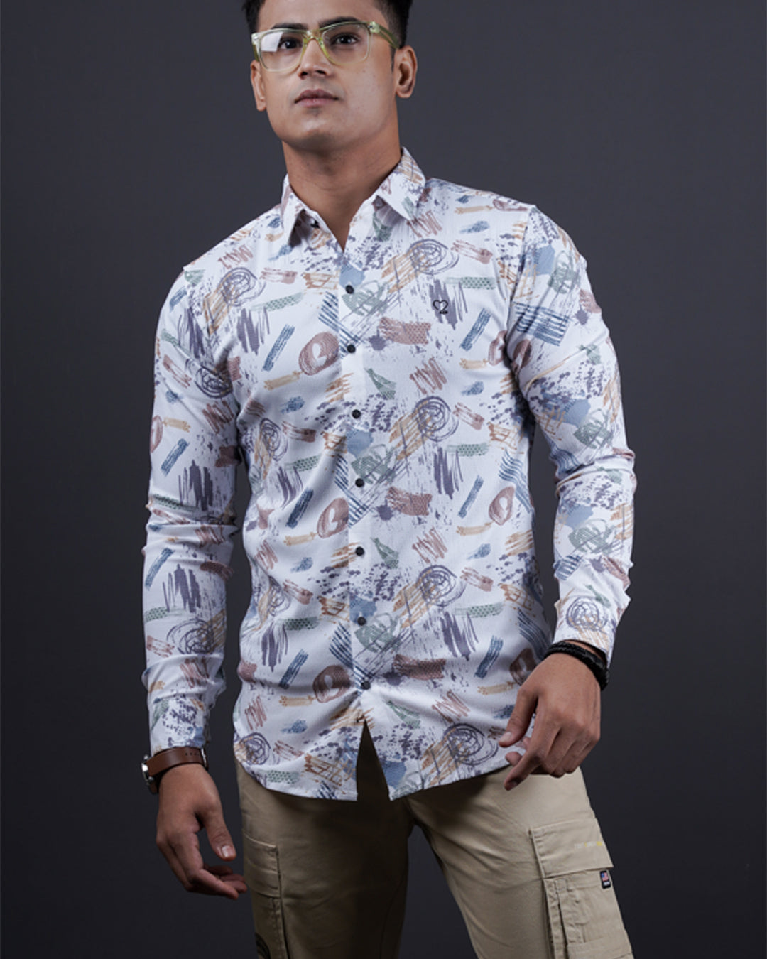 Multi color color printed casual shirt shirt for casual wear.