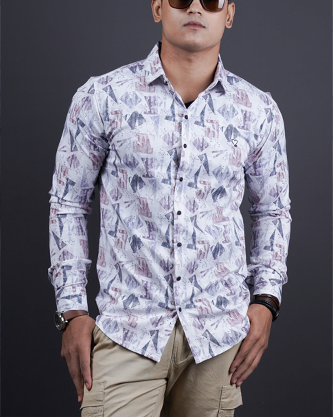 Multi color color printed casual shirt shirt for casual wear.