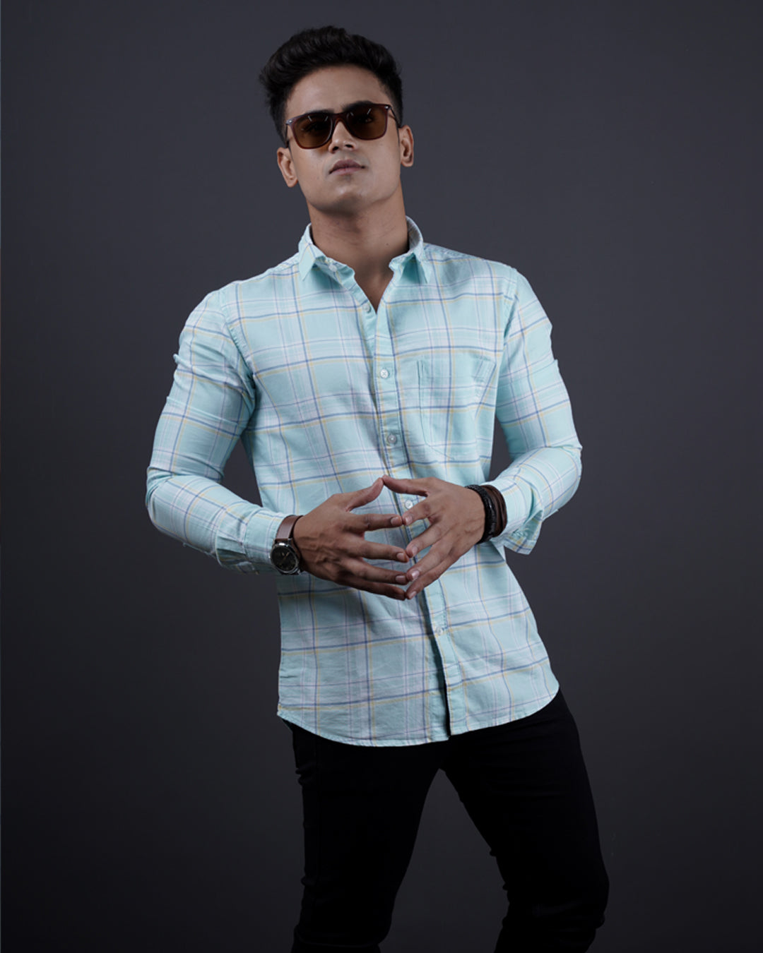 Firozi color color checks casual shirt shirt for casual wear.