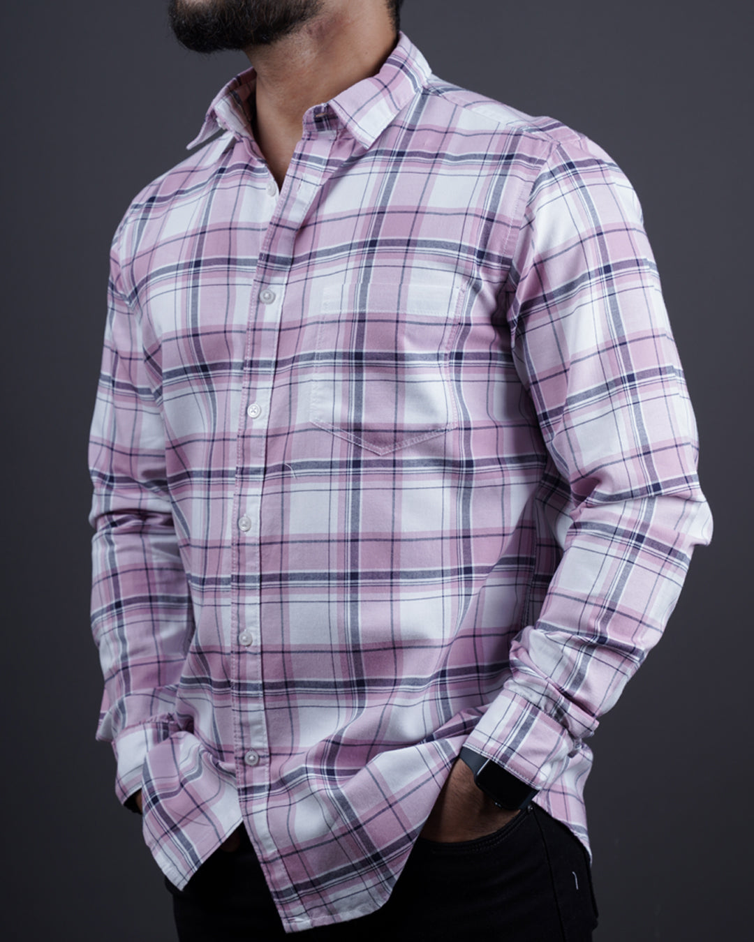 Onion color color checks casual shirt shirt for casual wear.