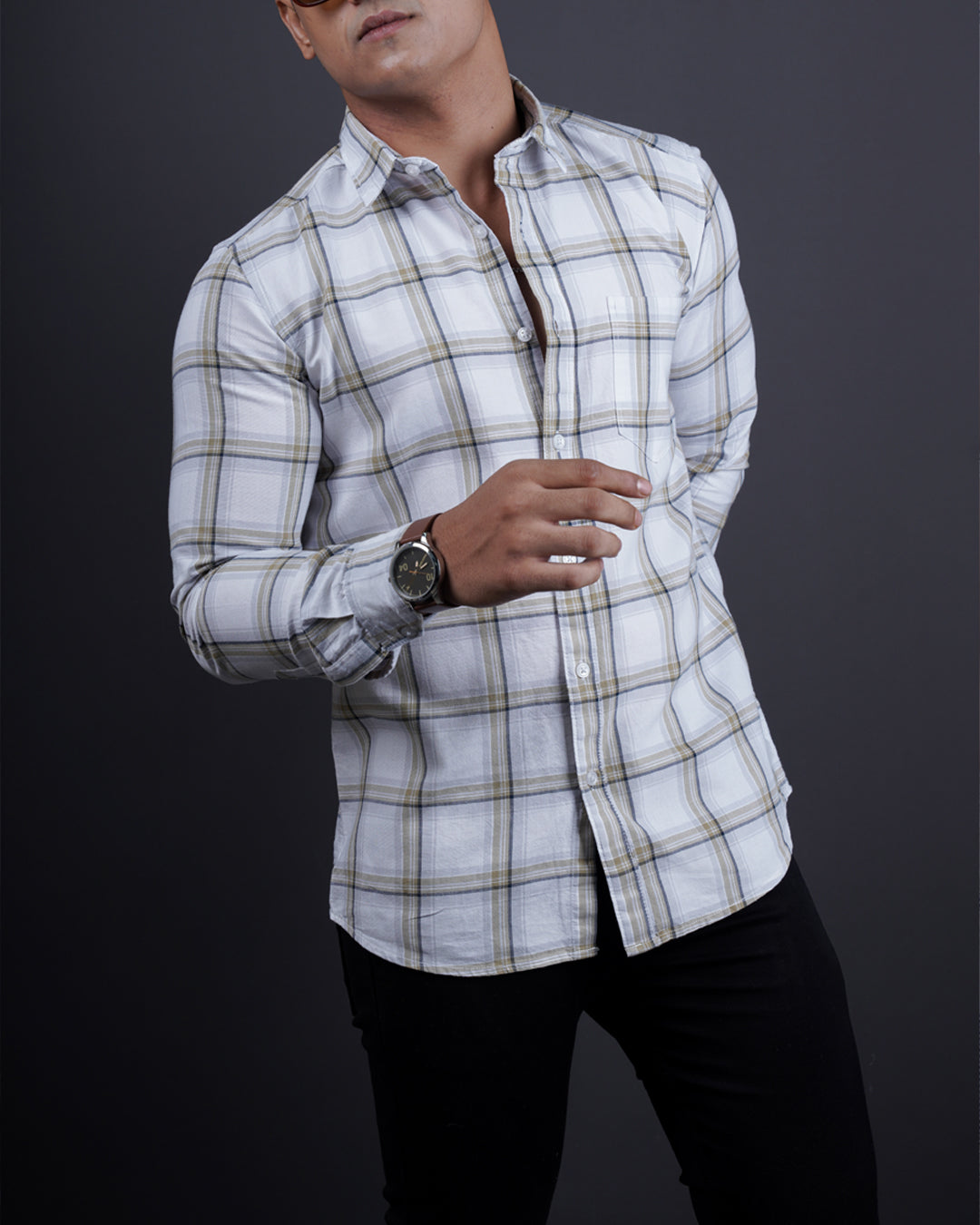 Grey-white color color checks casual shirt shirt for casual wear.