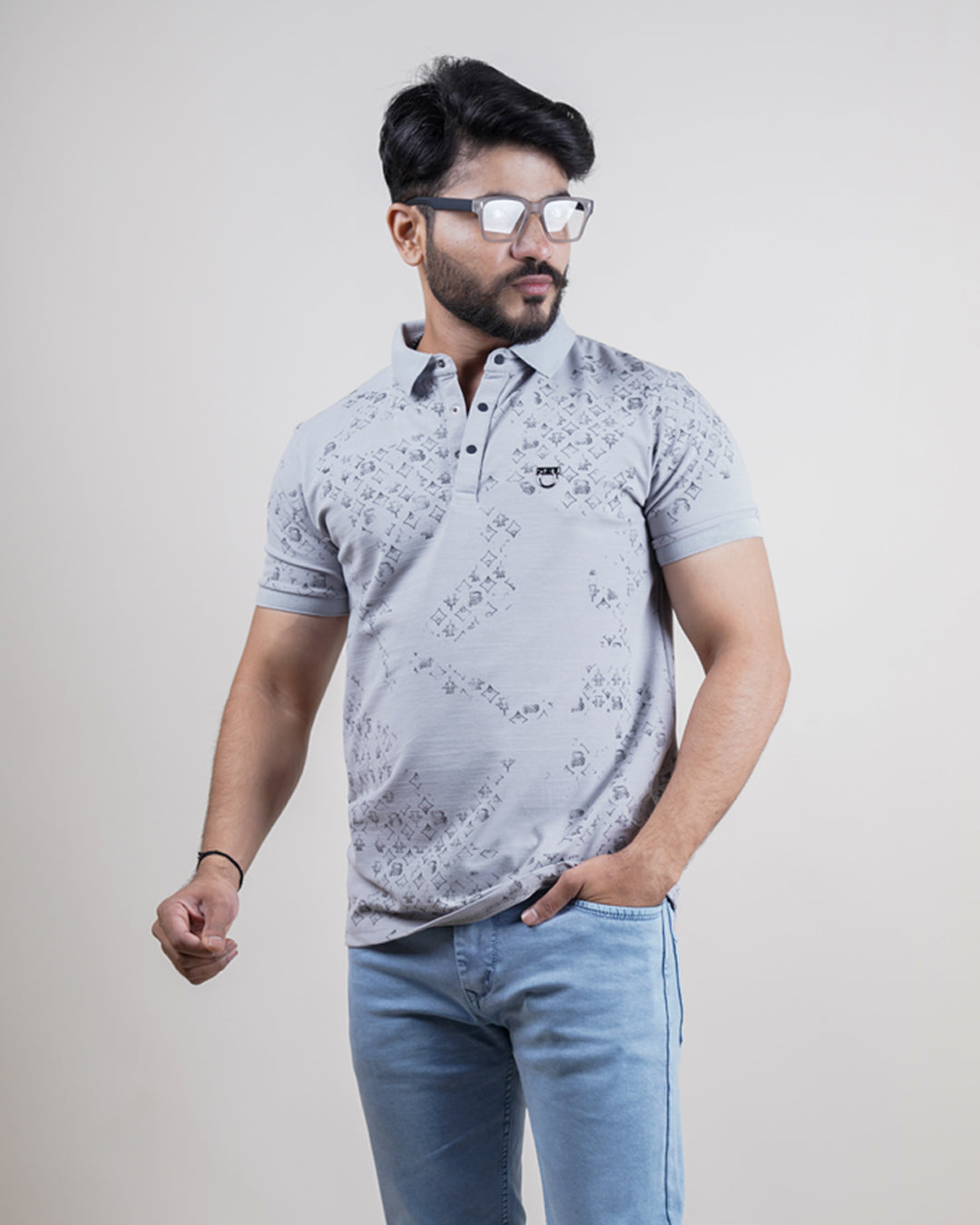 GREY COLOR PRINTED COLLAR T-SHIRT