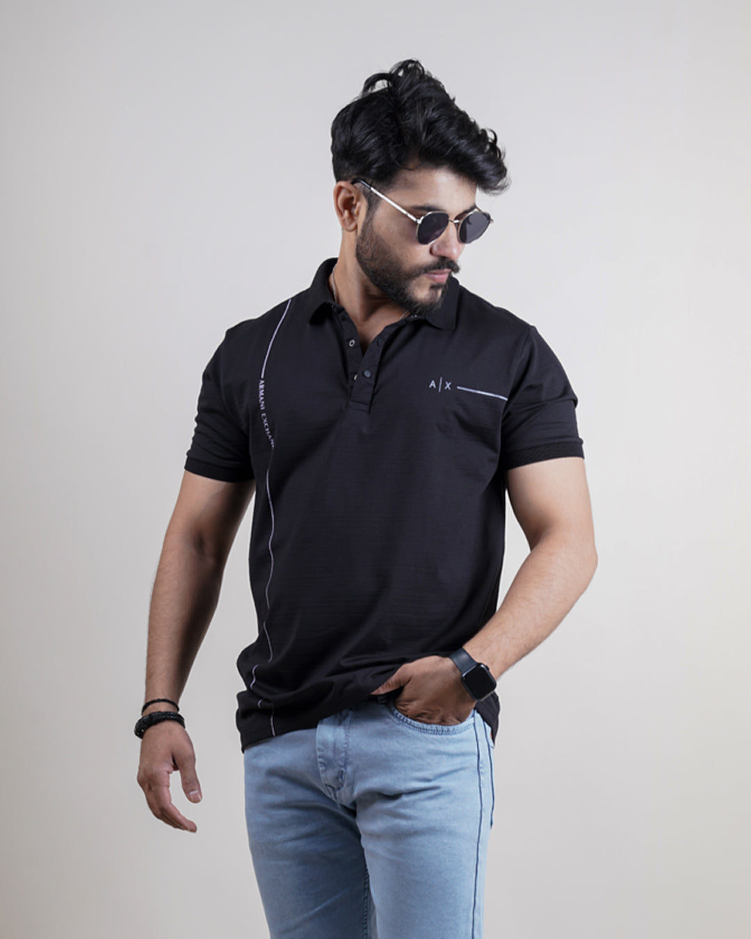 Black color plain collar t-shirt for men