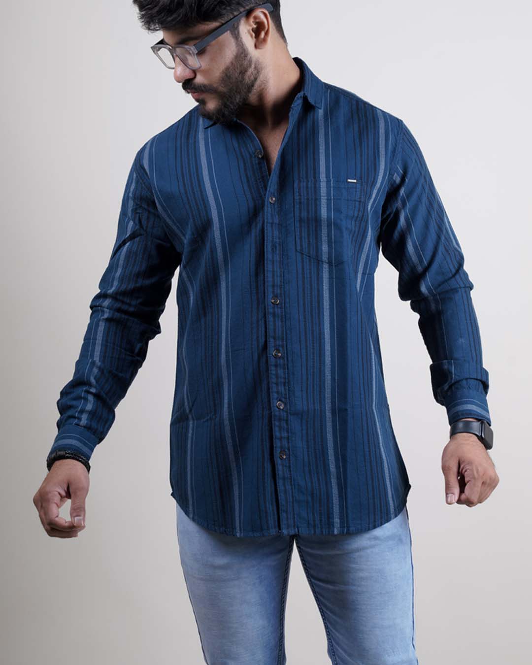 Blue color color lining casual shirt shirt for casual wear.