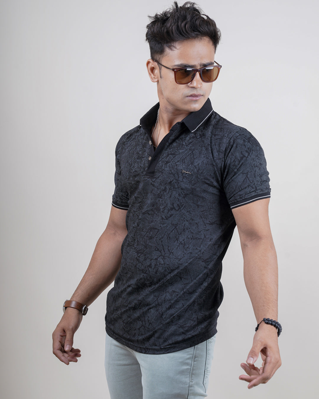 Black color printed collar t-shirt for men