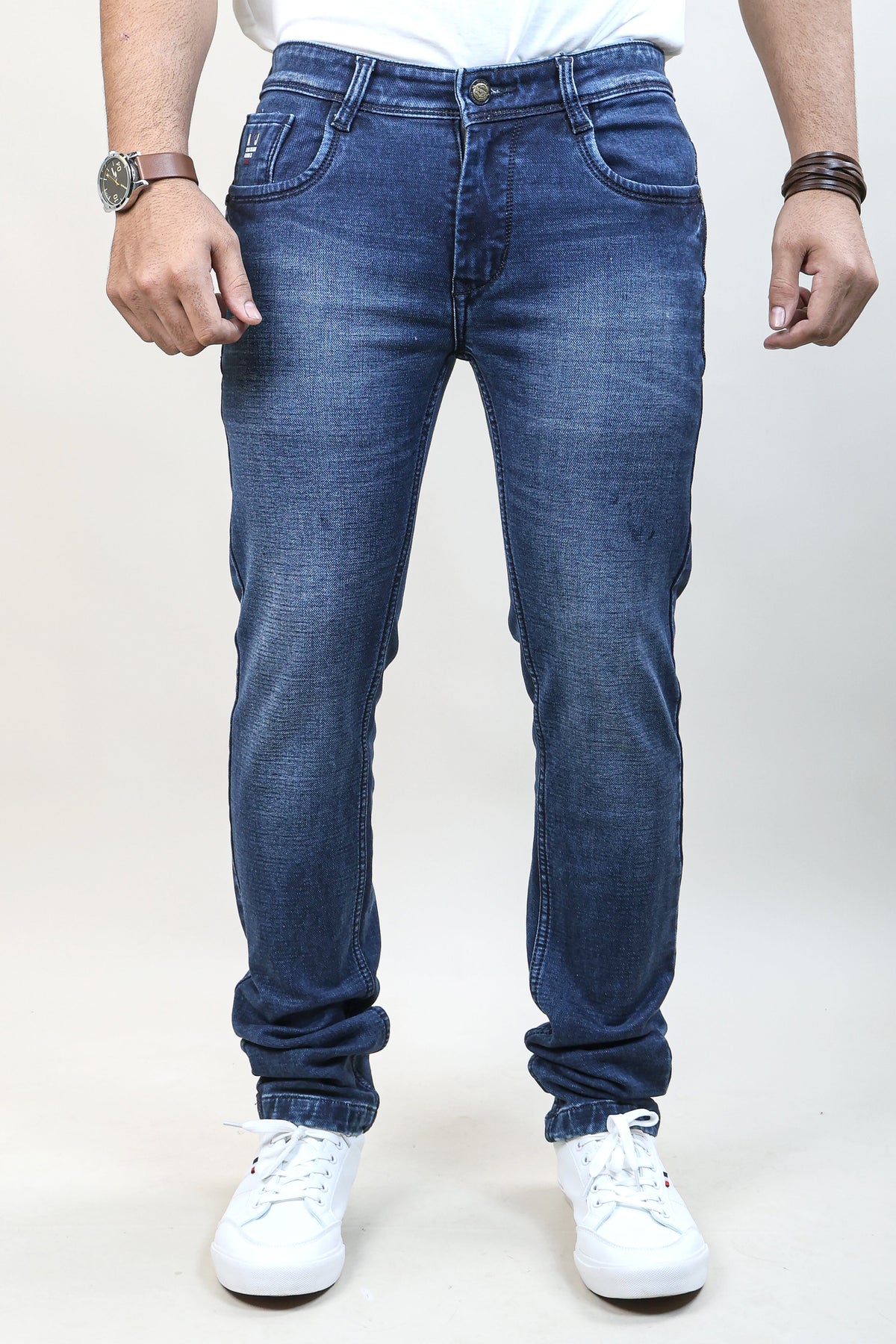 BLUE COLOR DENIM WASH JEANS