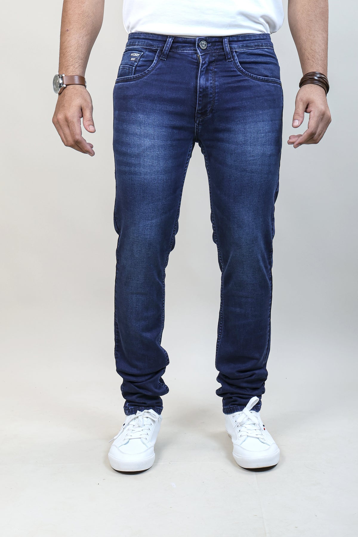 BLUE COLOR DENIM WASH JEANS