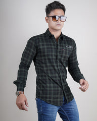 Olive color color checks casual shirt shirt for casual wear.