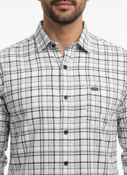 Men's Casual Check Shirt in Offwhite Color