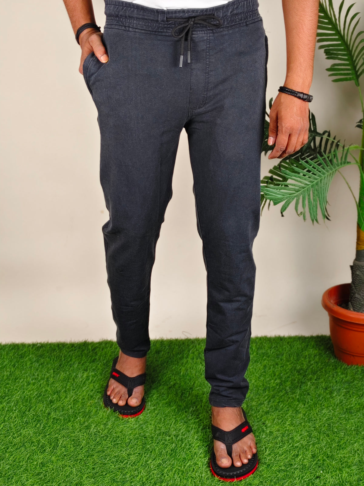 Mens  Black Colour Sulphur Plain Trackpant – Stylish & Comfortable