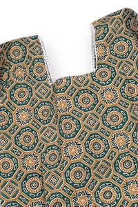 Women Green Geometric Mosaic Print With Backlace Short Kurti 3561