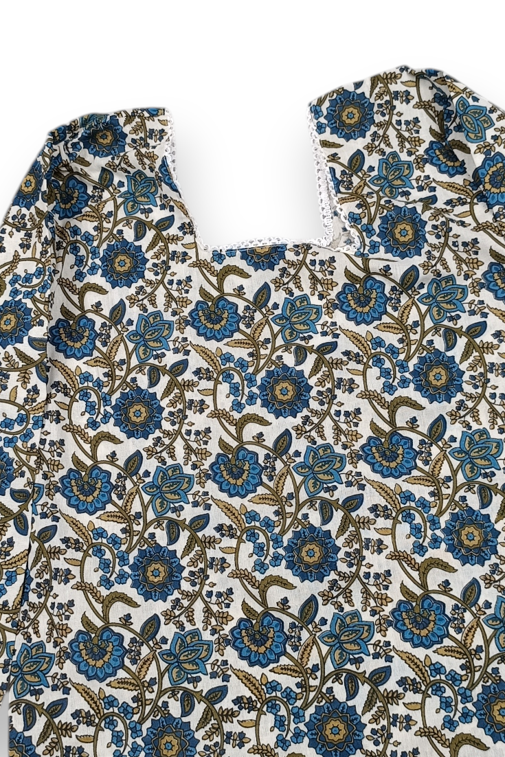 Women White Blue Floral Vine Print With Backlace Short Kurti 3561