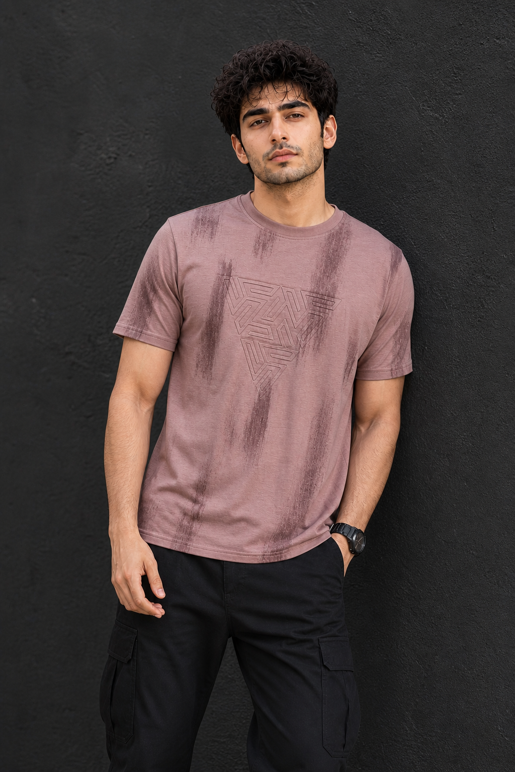 Men Onion Embossed Geometric Printed Round Neck T-Shirt ATL80207