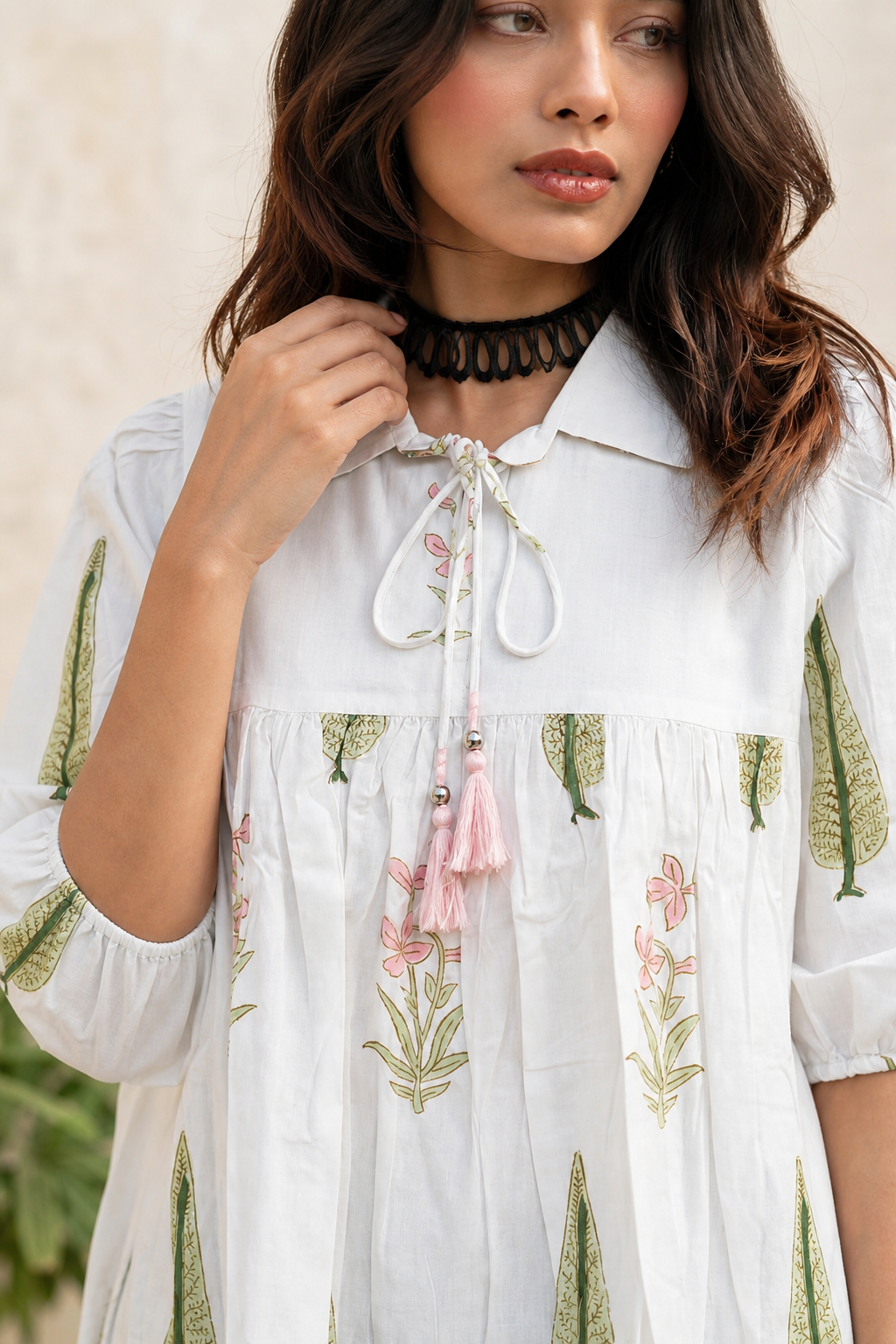 Women Pink Floral Printed Cotton Short Kurti - Collar Neck - Puff Sleeves with Tassel Dori ATL2300