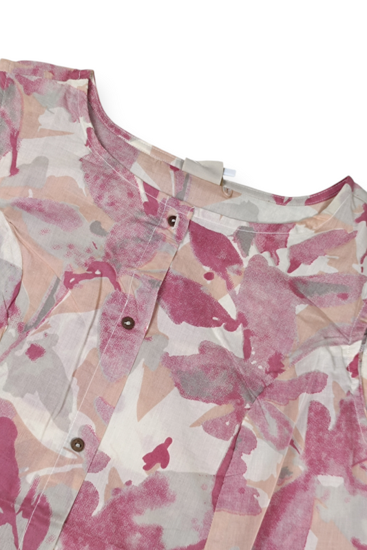 Women Onion Floral Printed Short Kurti - Sleeveless Top with Tassels ATL5252