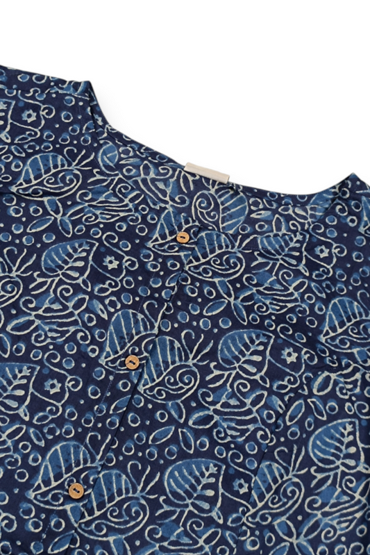 Women Blue Floral Printed Short Kurti - Sleeveless Top with Tassels ATL5252