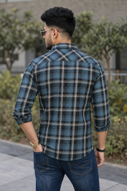 Men Blue & Black Plaid Long Sleeve Shirt