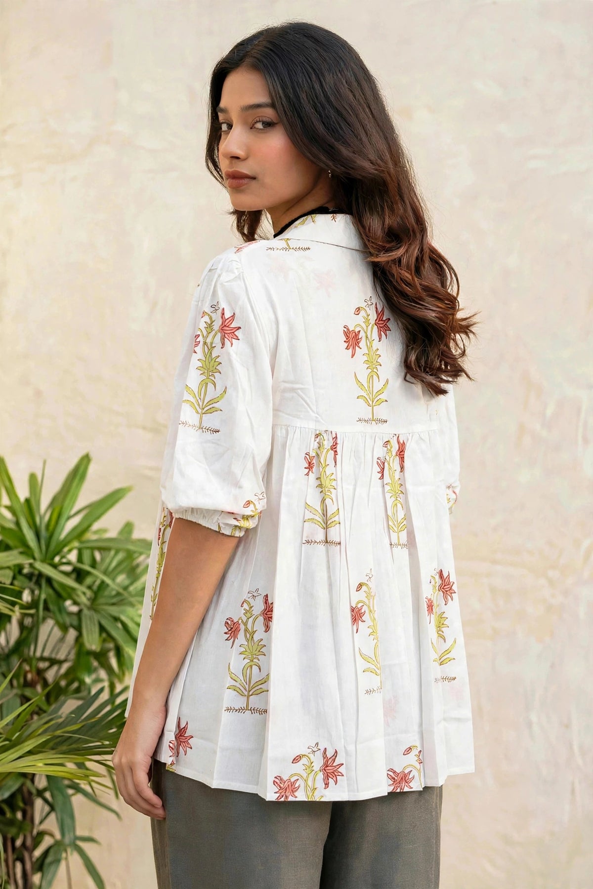 Women Peach Floral Printed Cotton Short Kurti - Collar Neck - Puff Sleeves with Tassel Dori ATL2300
