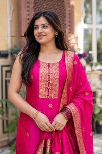 Women Rani Banarasi Silk Sleeveless Paithani Suit | Peacock Zari Work Straight Kurta Pant Dupatta Set ATL1001